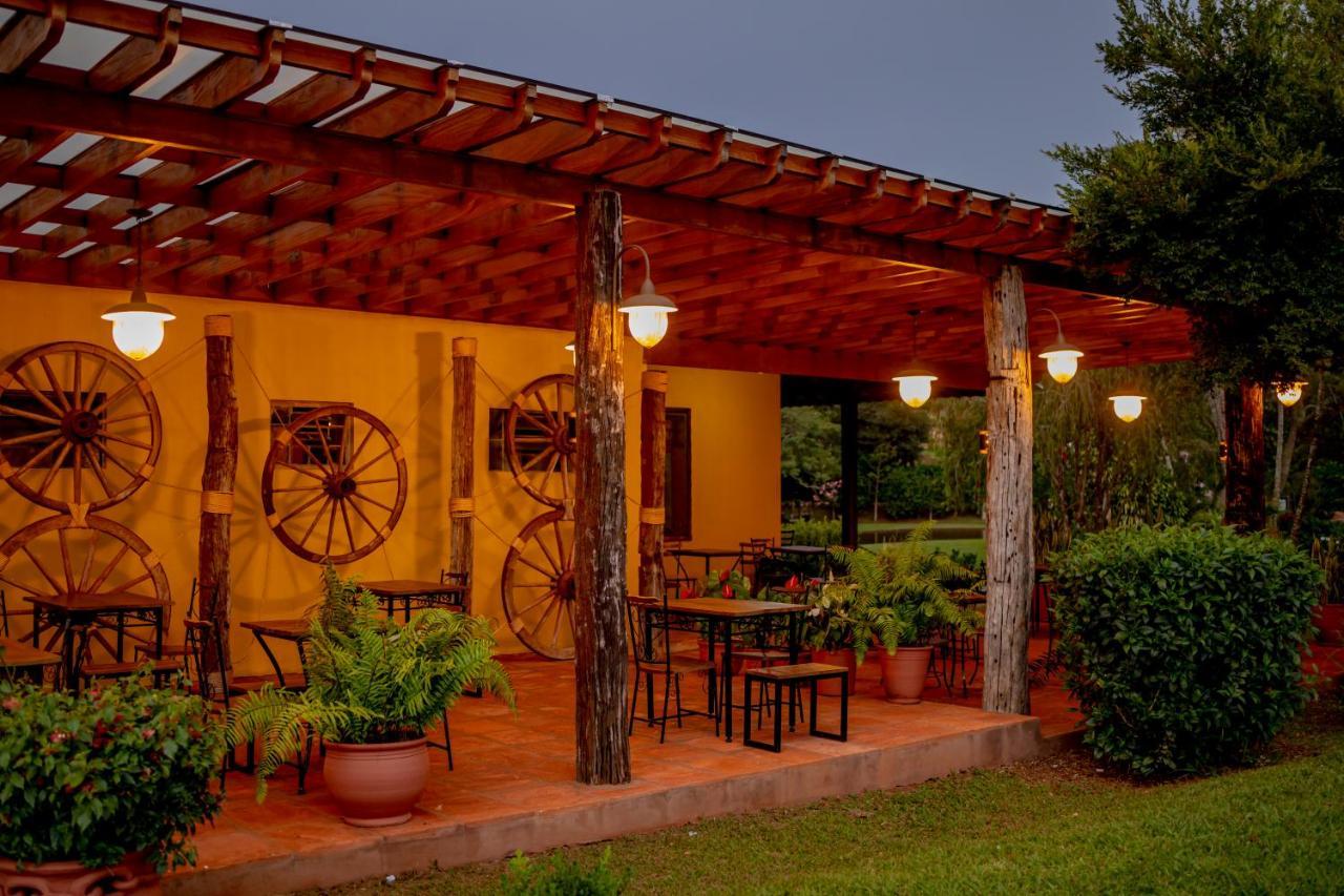 ברוטס Cassorova Resort E Ecoturismo מראה חיצוני תמונה